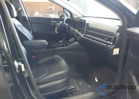 2023 Kia Sportage Hybrid Ex z USA, uszkodzony, nr VIN KNDPVCAG3P7043021